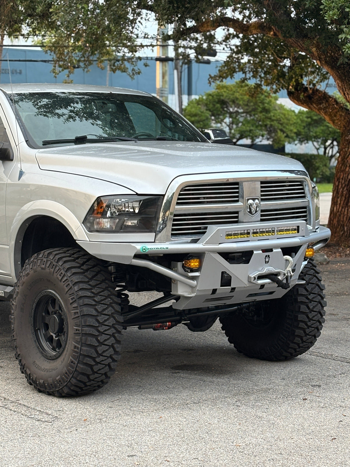 RAM 2500 / 3500 4th Gen Front Bumper (2010-2018)