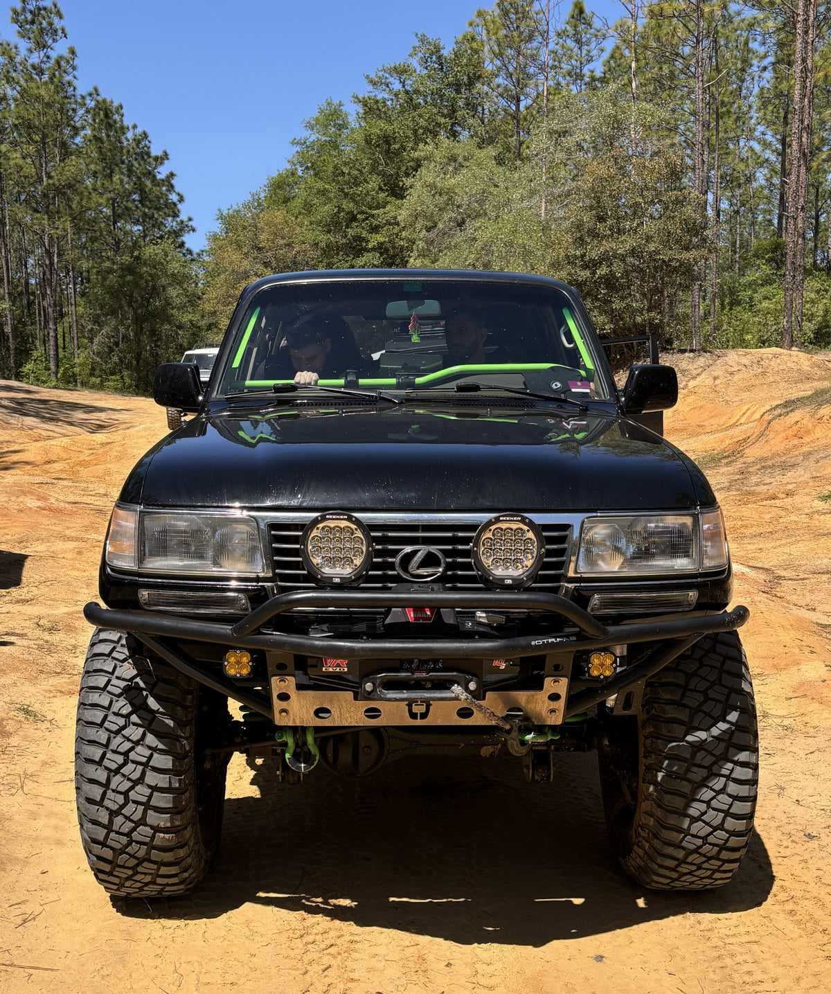 Land Cruiser 80 Series Model T2 Tubular Front Bumper