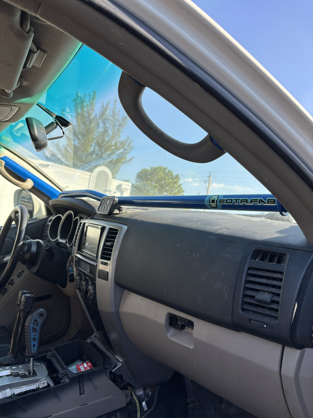 4Runner 4th Gen Dash Accessory Bar