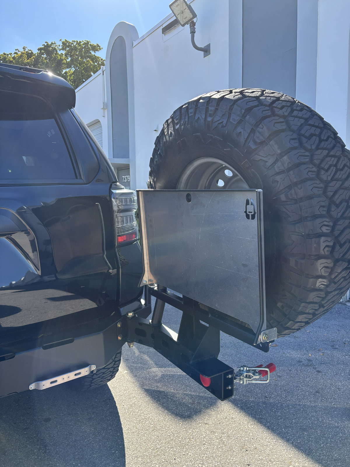 Toyota 4Runner 5th Gen High Clearance Rear Swing-Out Bumper