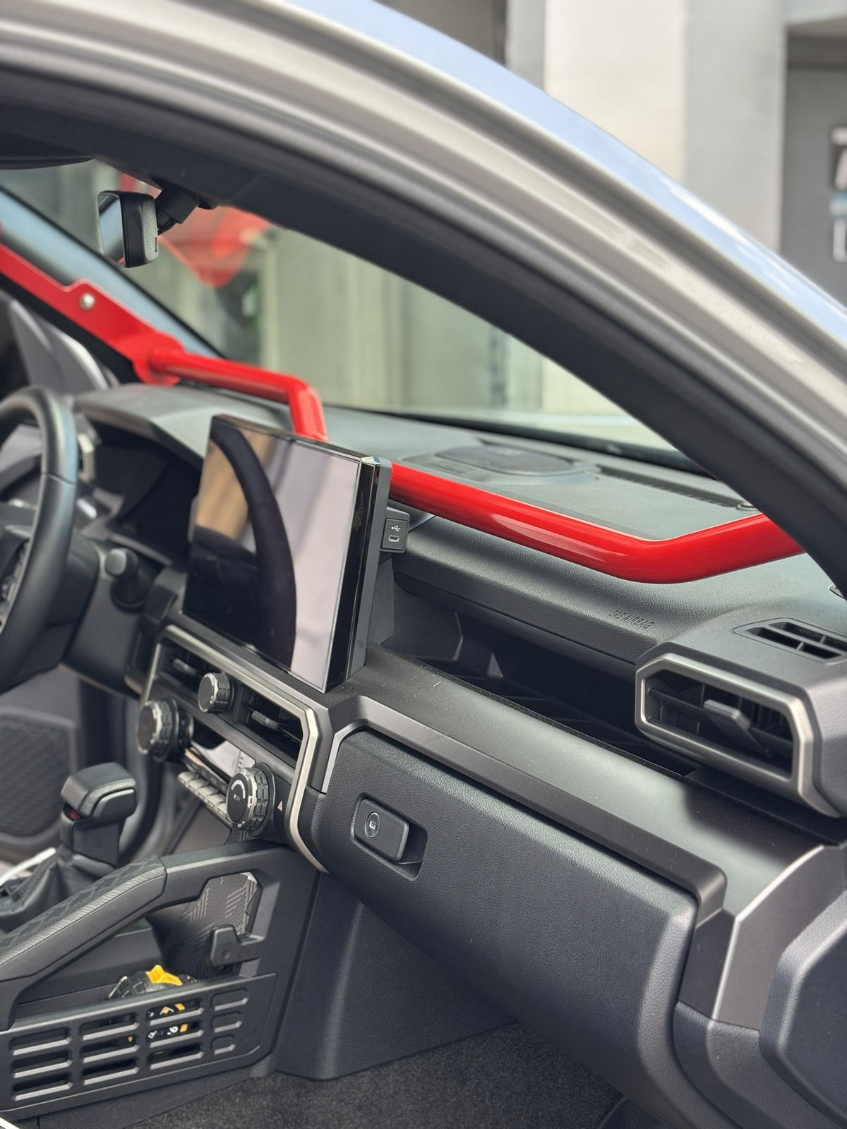 Toyota 4Runner 6th Gen Dash Accessory Bar