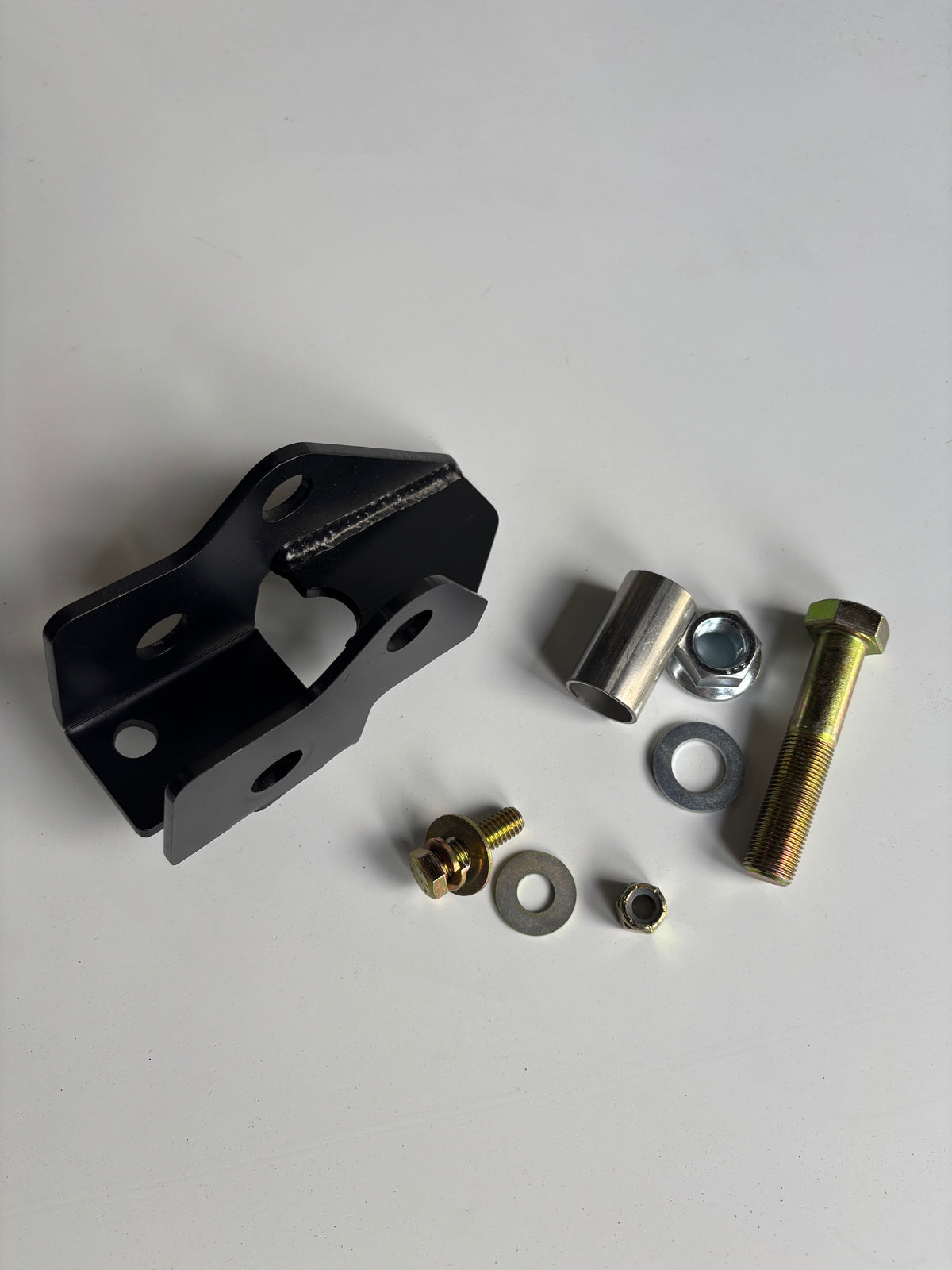 Toyota Land Cruiser 80 Series / Lexus LX450 Bolt-On Front Panhard Correction Bracket
