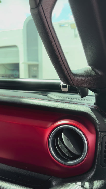 Jeep Wrangler JL & Gladiator JT Dash Accessory Bar